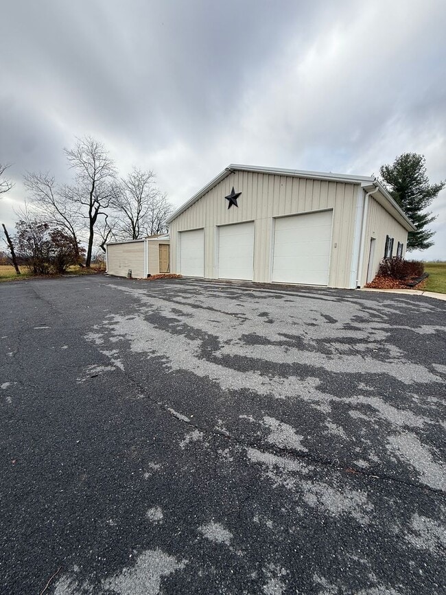 Building Photo - 6204 Brethren Church Rd