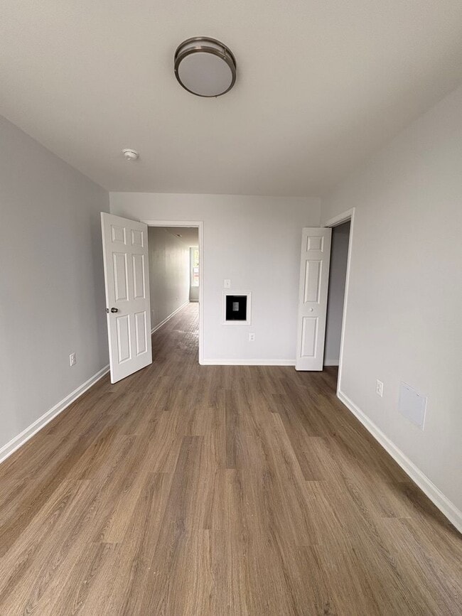 Foto del edificio - 2633 N Charles St