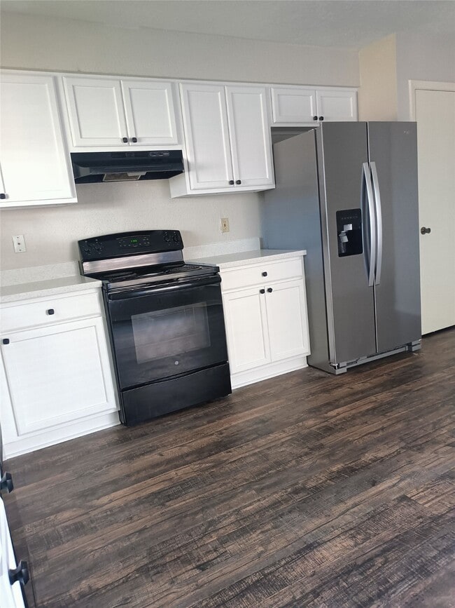 Building Photo - 4631 Tealgate Dr