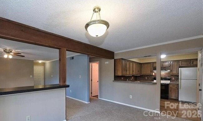 Building Photo - 7345 Winery Ln