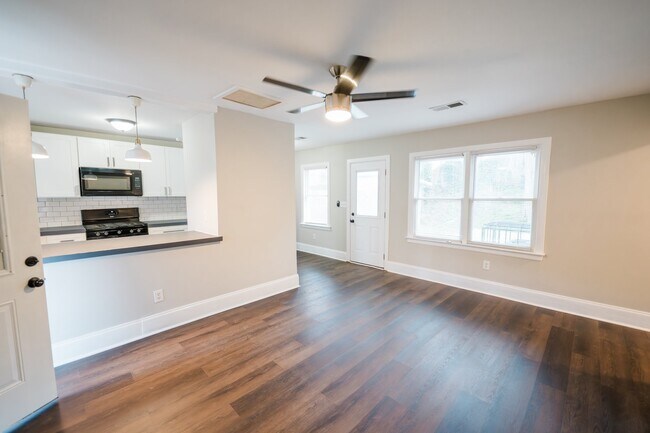 Foto del edificio - 2931 Glenwood Ave SE