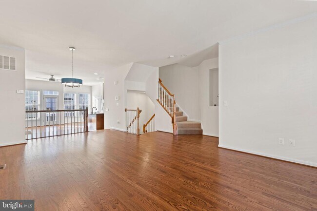 Foto del edificio - 22650 Gray Falcon Square
