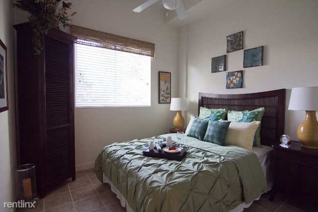 Building Photo - 2 br, 1 bath Apartment - 7350 Davie Road Ext