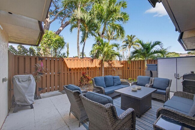 Foto del edificio - 112 Ocean Cove Dr