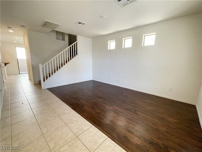 Building Photo - 1838 Versante Ave