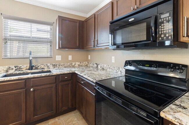 Building Photo - 416 Ganyard Farm Way