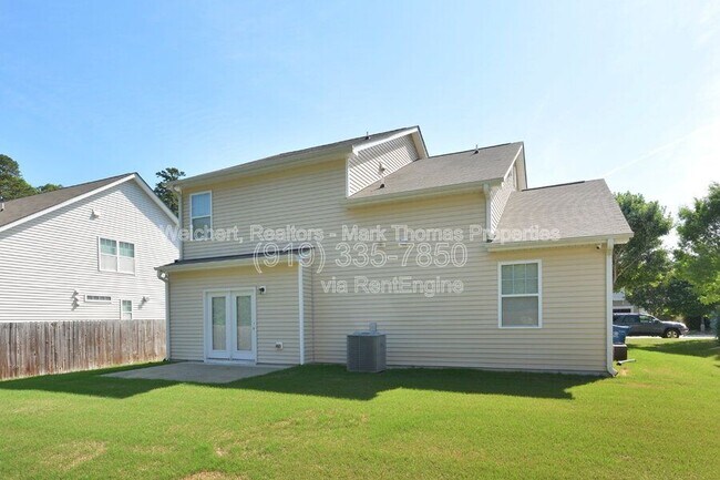 Building Photo - 3 Moonbeam Ct