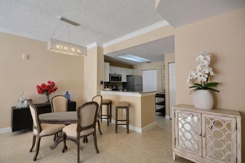 Building Photo - 2915 Tuscany Ct