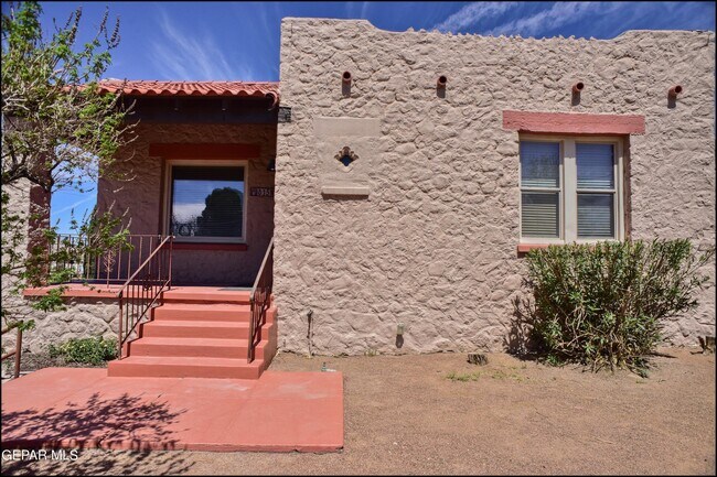 Foto del edificio - 615 E University Ave