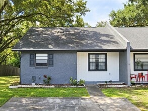Building Photo - 928 Winnie Ln