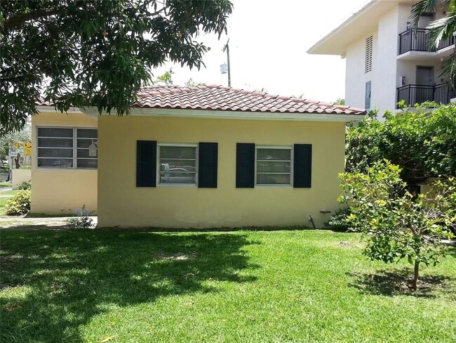 Foto del edificio - 1300 Galiano St