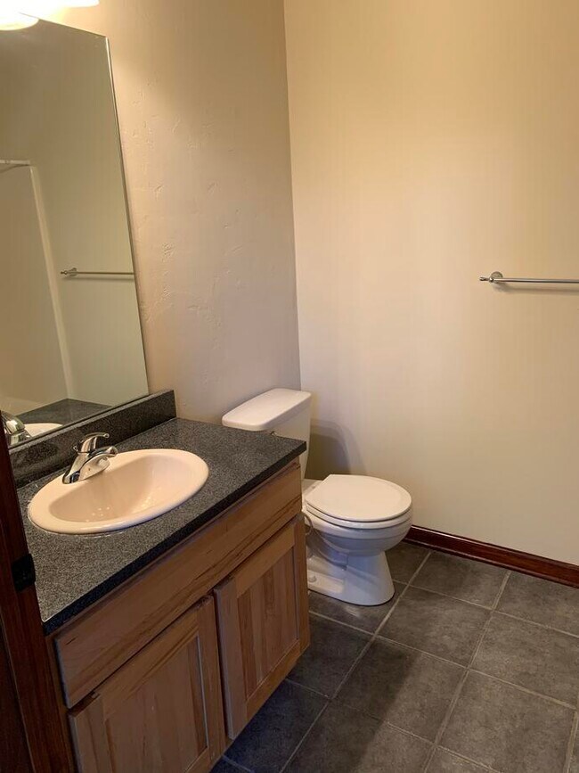 Vine Street Lofts Apartments Milwaukee, WI