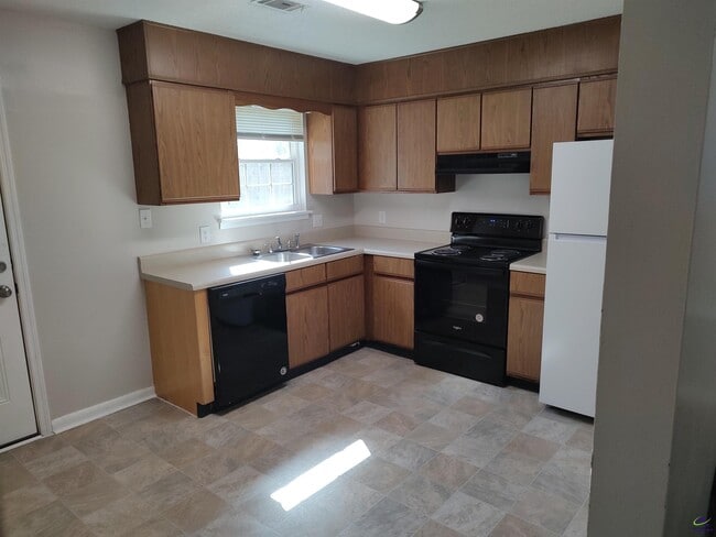 Building Photo - 606 Gawin Dr