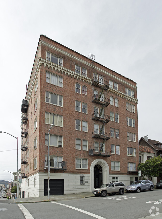 Presidio Heights Apartaments - Presidio Heights Apartments