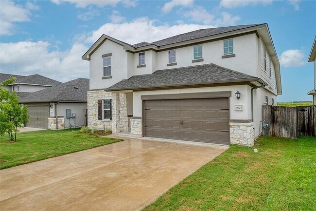 Building Photo - 13924 Heartland Dr