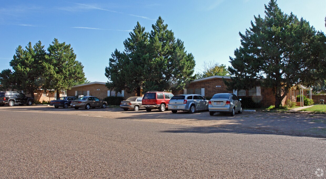 Foto principal - Village Apartments