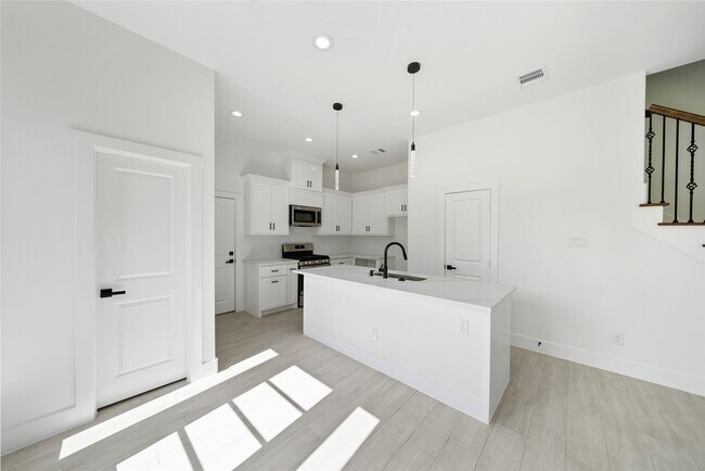 Foto del edificio - 4519 Teton St
