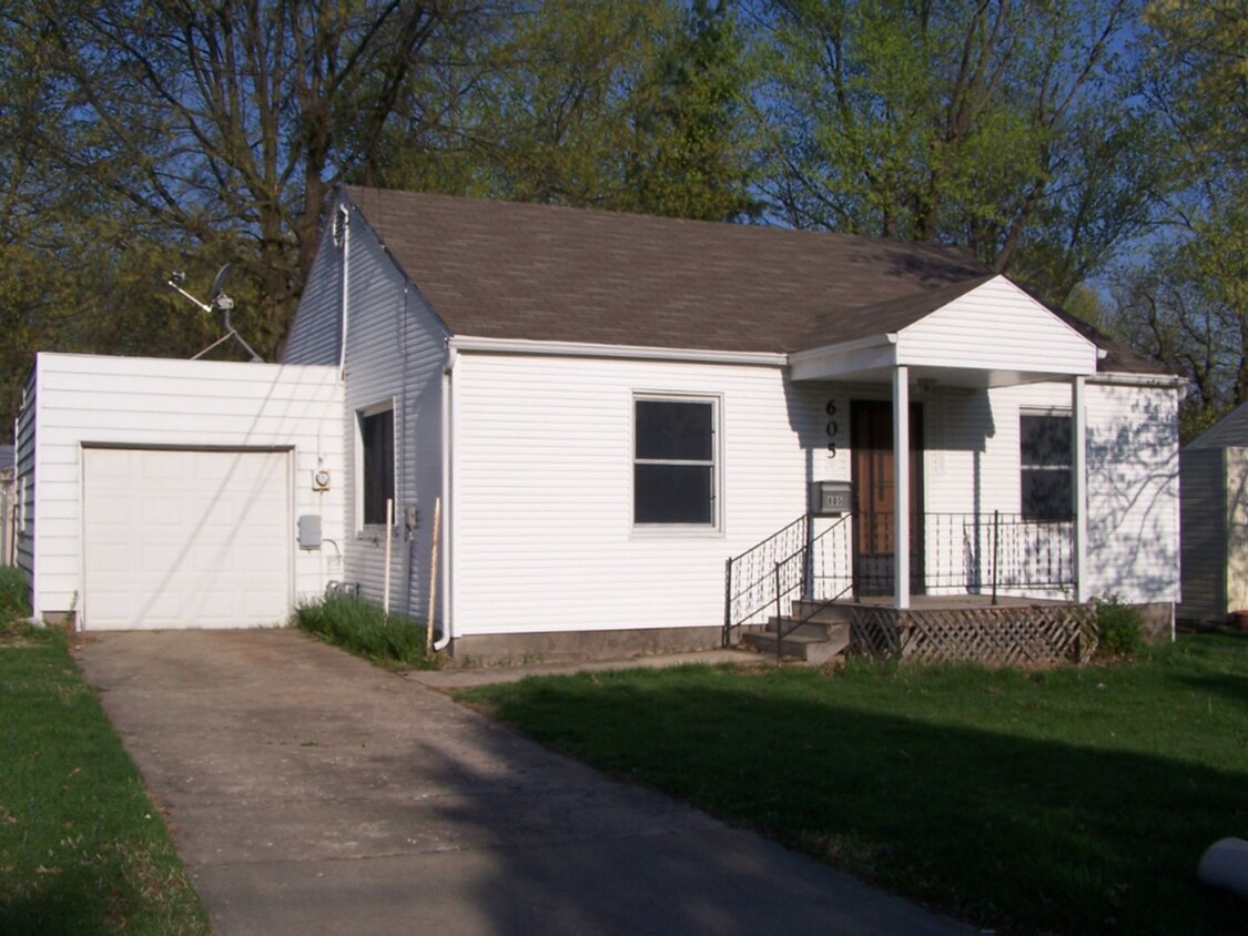 Primary Photo - Charming 2BR/1BA, 840sq.ft. Cottage-Bungal...