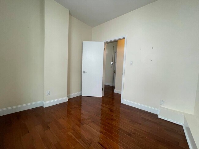 Foto del edificio - 3820 Broadway