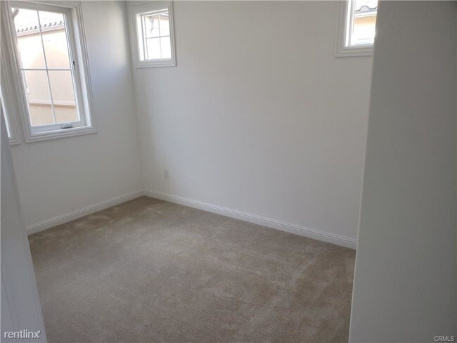 Building Photo - 4 br, 3 bath House - 20656 W Chestnut Cir