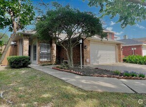 Building Photo - 6916 Moccasin Dr