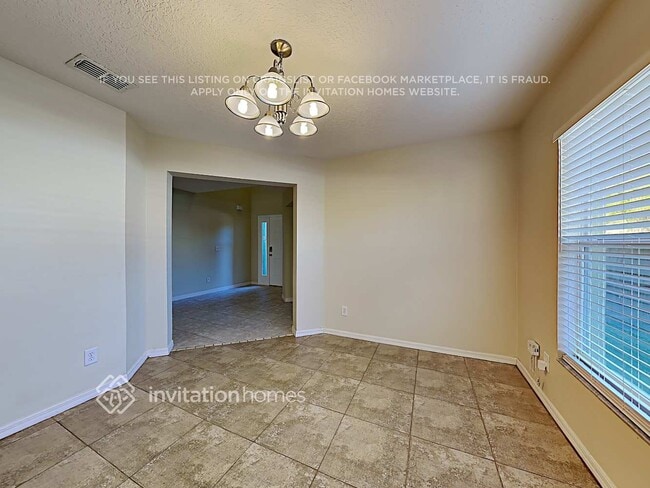 Foto del edificio - 932 McPherson Pl