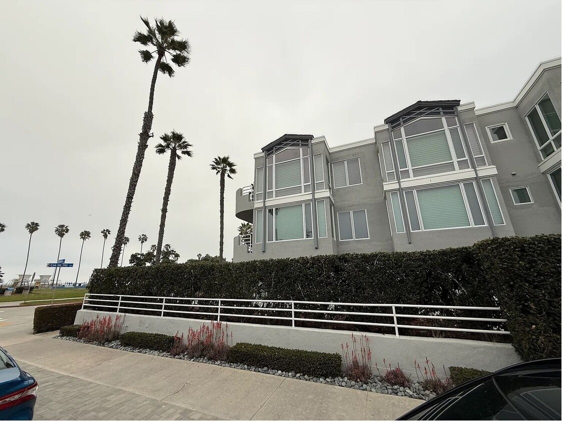 Primary Photo - VALLECITOS - YOUR LUXURIOUS OCEANFRONT BEA...
