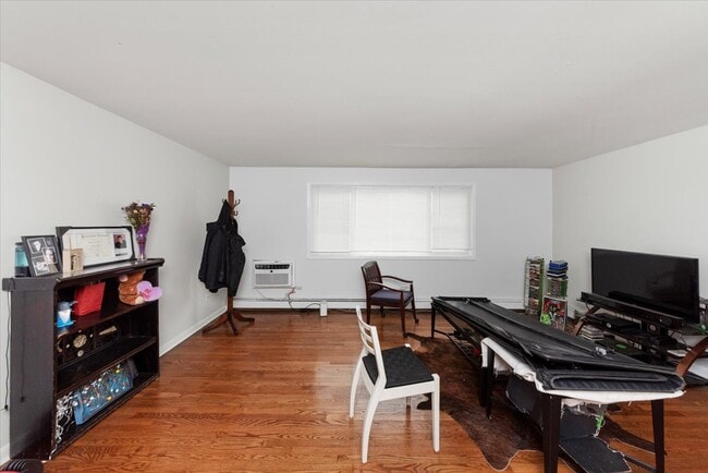 Foto del edificio - 600 McKinley Ave