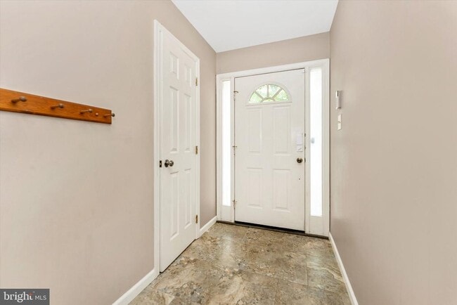 Building Photo - 7115 Oberlin Cir