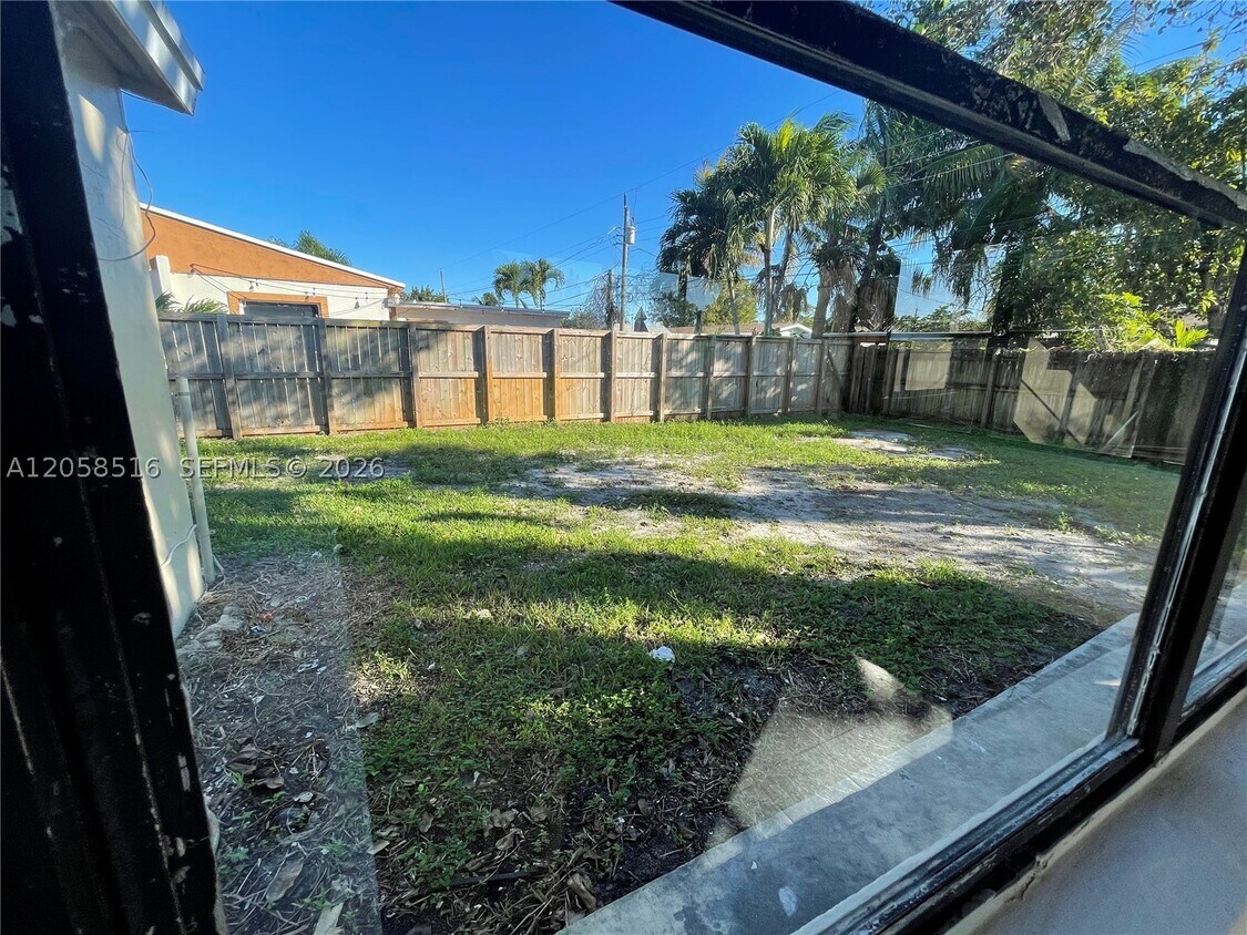 Foto del edificio - 1810 SW 64th Ave