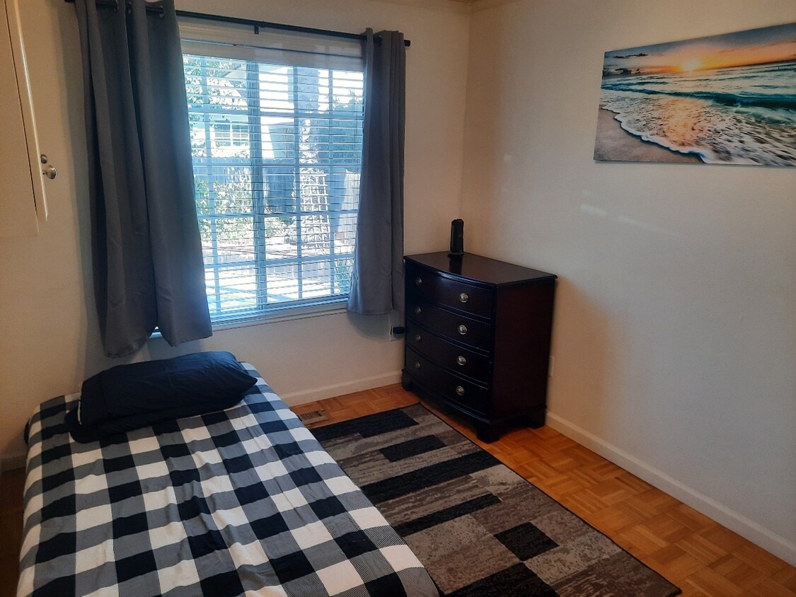 Foto principal - 742 Jacob Ct