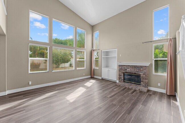 Foto del edificio - 13422 Apricot Tree Ln
