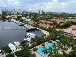 Foto del edificio - 3610 Yacht Club Dr