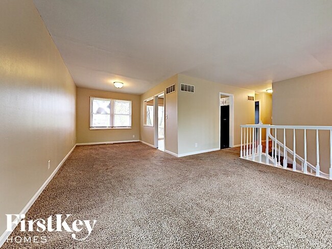Building Photo - 1838 Ashwood Ln