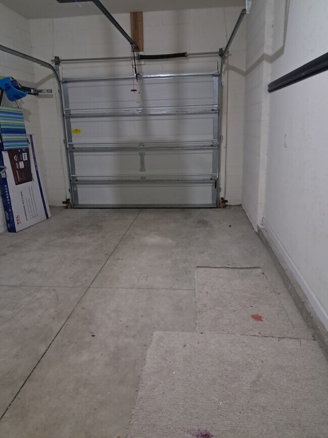 Foto del edificio - 317 Sand Oak Blvd