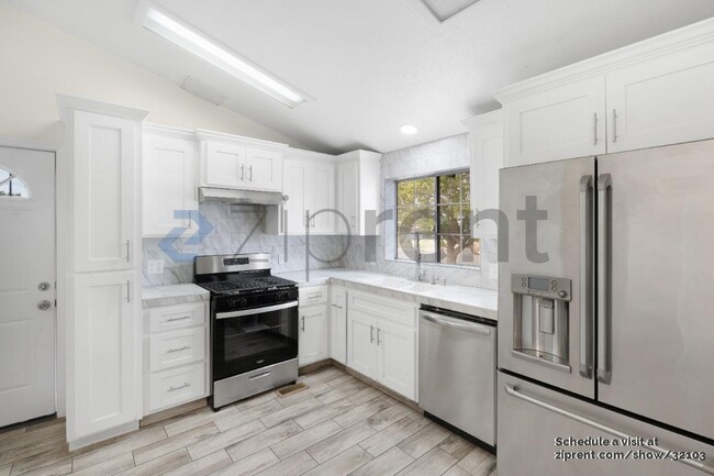 Building Photo - 3753 Didcot Cir
