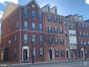 Building Photo - 9555 Center St