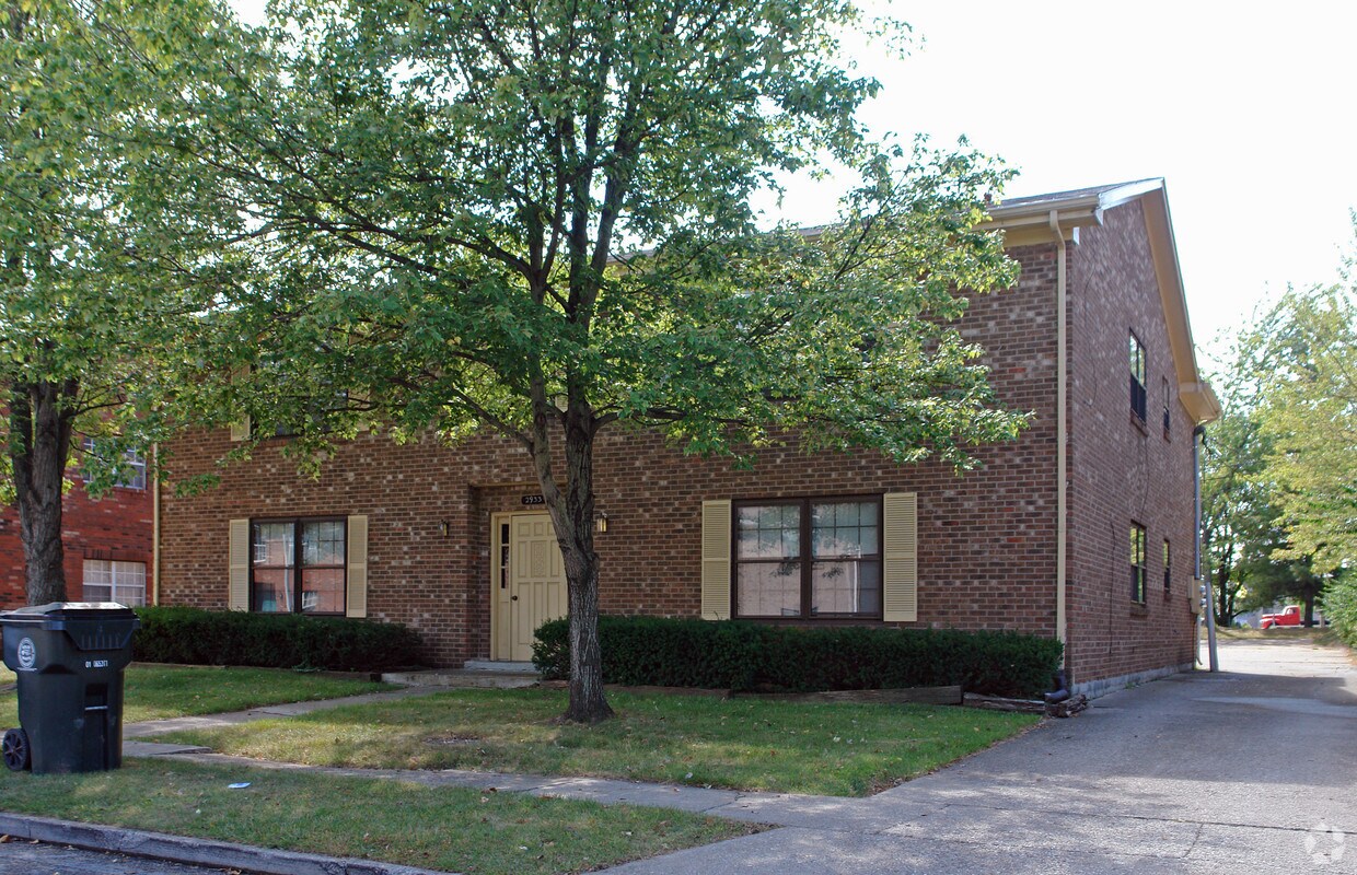 Building Photo - 2933 Winter Garden Dr