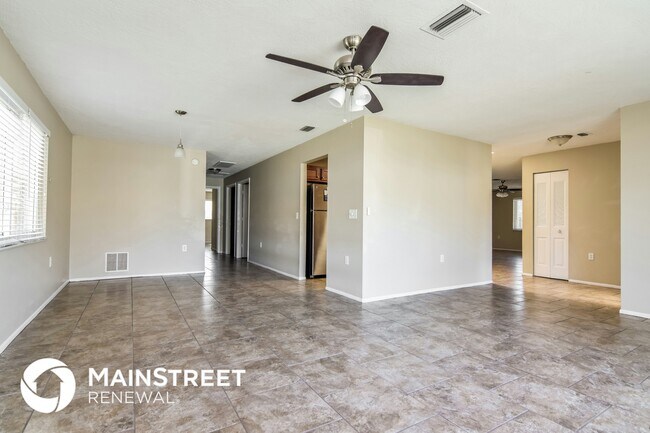 Foto del edificio - 7652 Atherton Ave