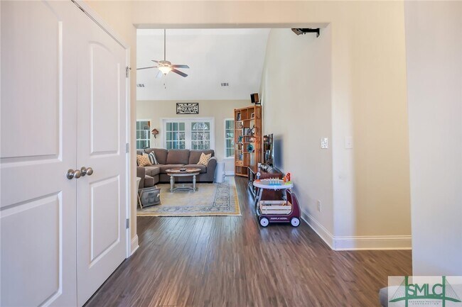 Building Photo - 95 Sailmaker Ln