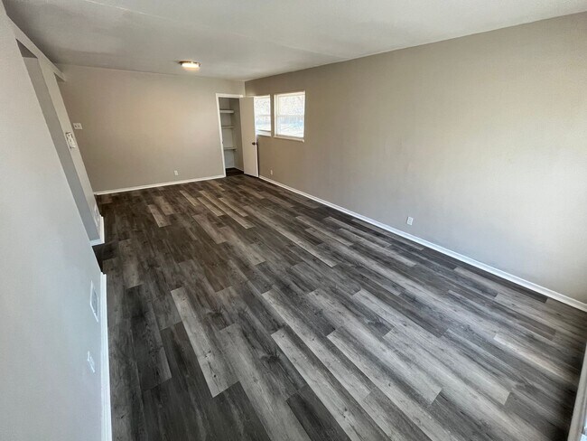 Building Photo - Renovated Three Bedroom Home Coming Availa...