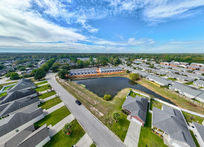 Foto del edificio - 447 3rd Loop Rd