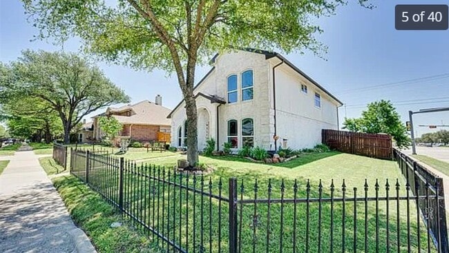 Foto del edificio - 4460 Junction Dr