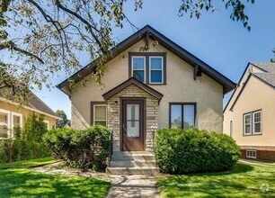 Building Photo - 3347 N Washburn Ave