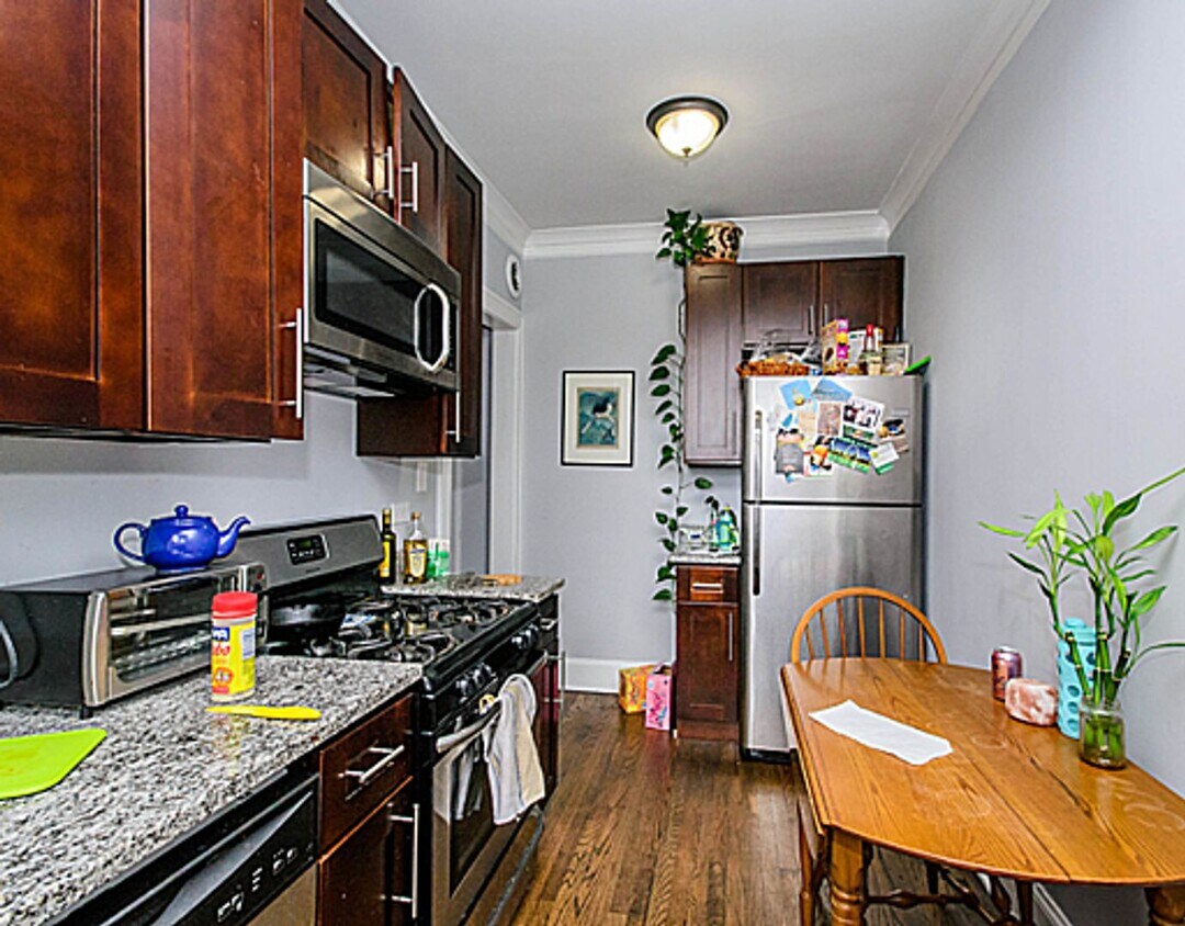 1447 W Balmoral Ave Unit 1N, Chicago, IL 60640 Condo for Rent in