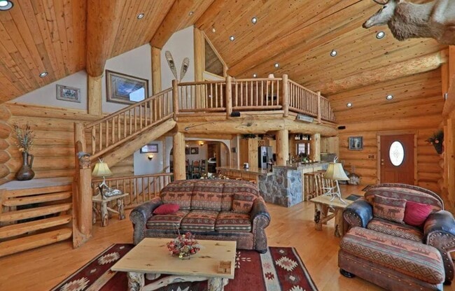 Foto del edificio - 72 Spruce Dr