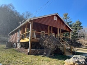 Building Photo - 289 Fred Holcombe Rd