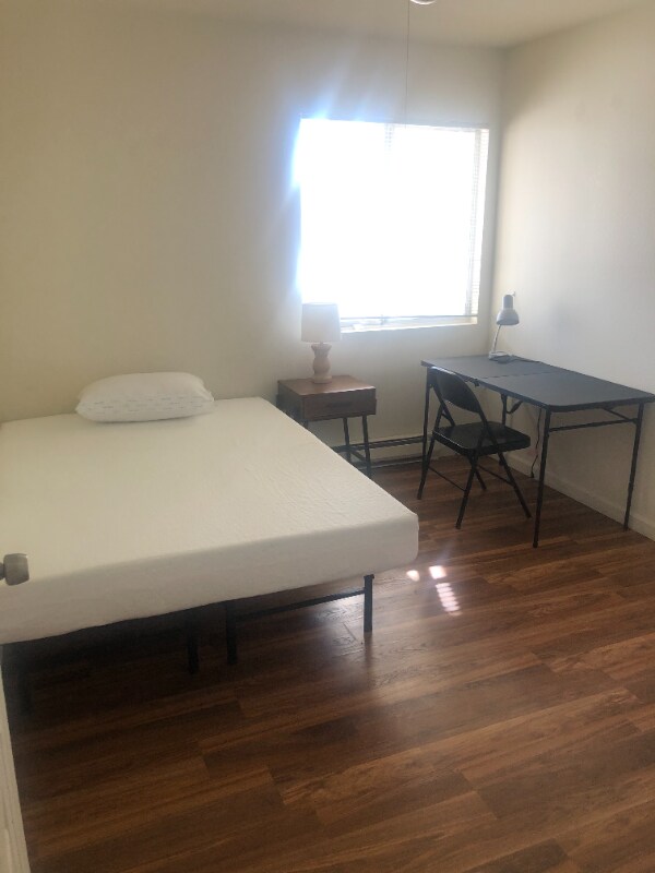 Foto del edificio - 2500 Tripp Dr