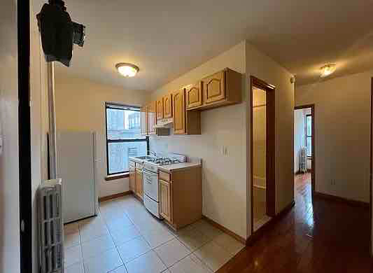 Foto principal - 300 E 14th St