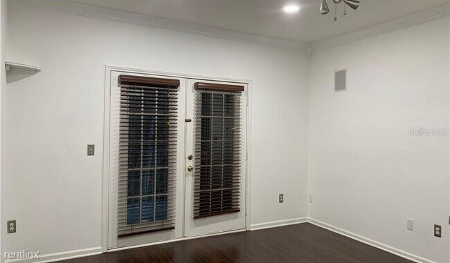 Building Photo - 14341 Fredricksburg Dr